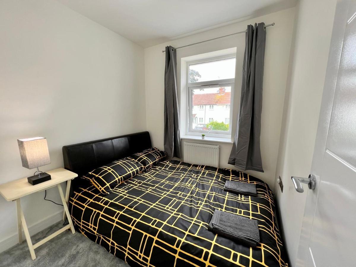 ロンドン Wembley Stadium 5 Star Brand New Luxury Sleeps 14 With Parkingヴィラ エクステリア 写真