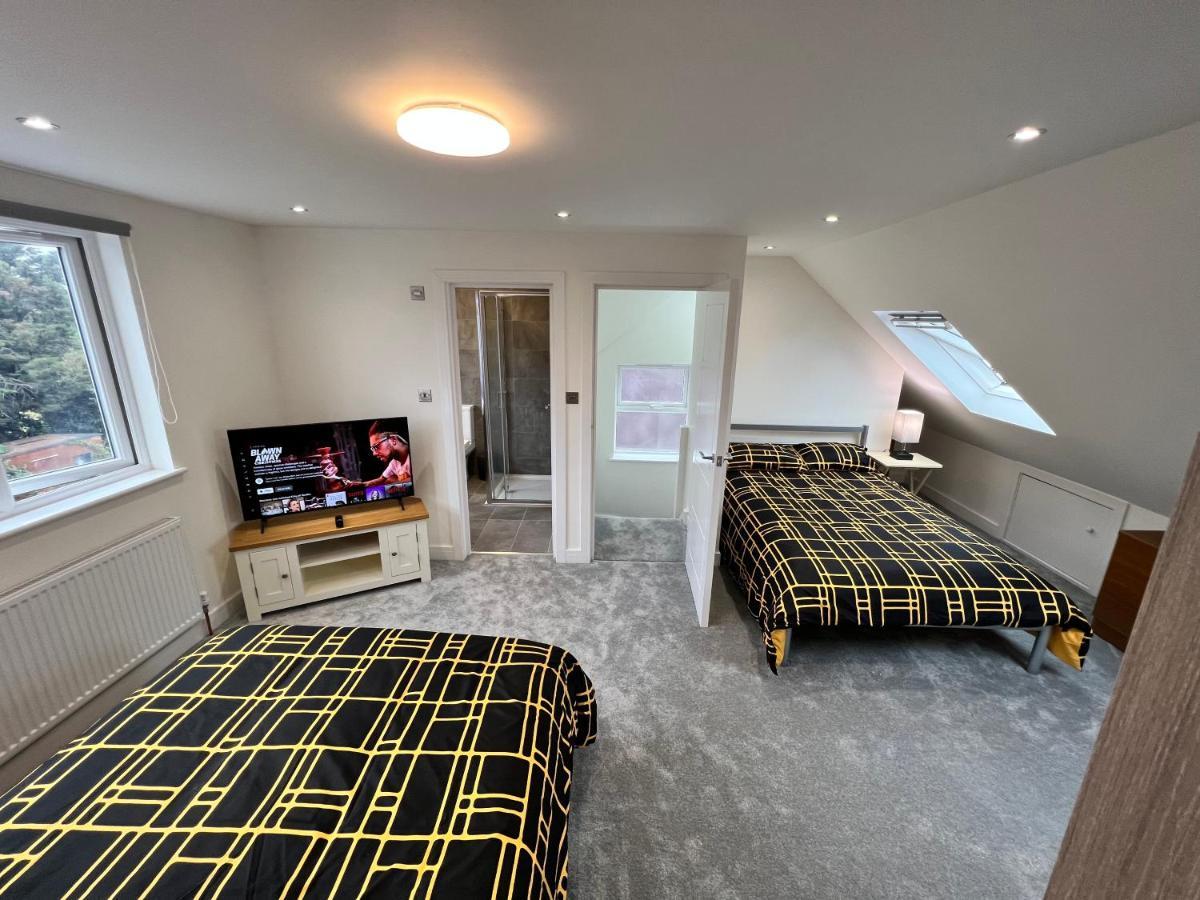 ロンドン Wembley Stadium 5 Star Brand New Luxury Sleeps 14 With Parkingヴィラ エクステリア 写真